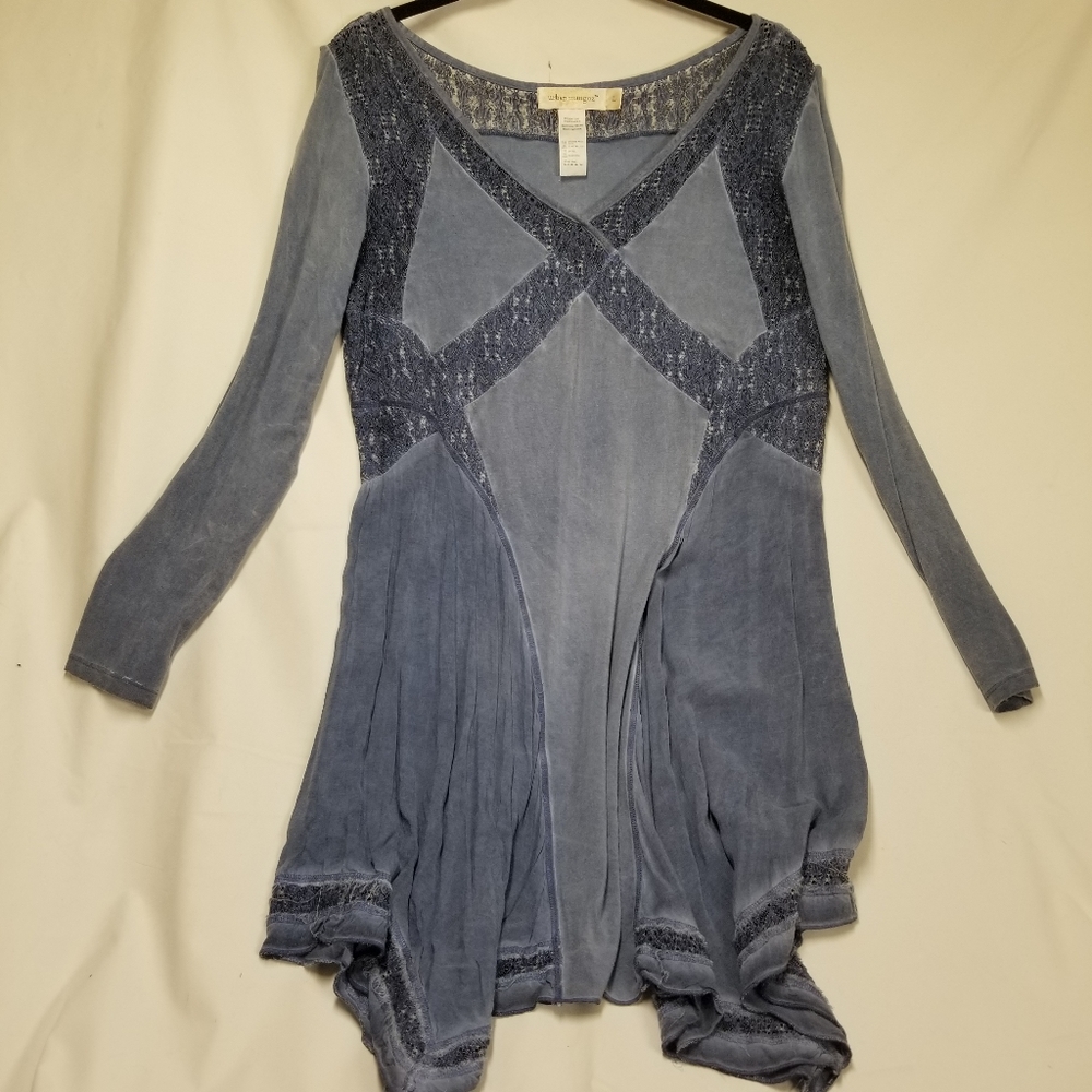 Urban mangoz Dress Womans Size L Blue Long Sleeve Crocheted Lace Distressed